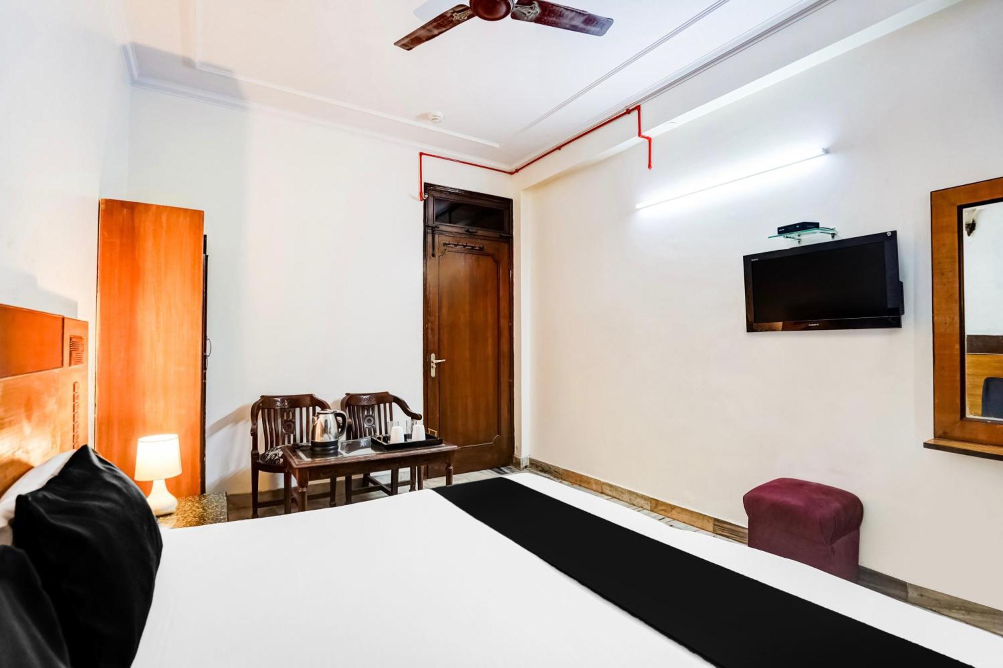 Hotel Super O Paharganj Near Railway Station Formerly Chand Palace New Delhi